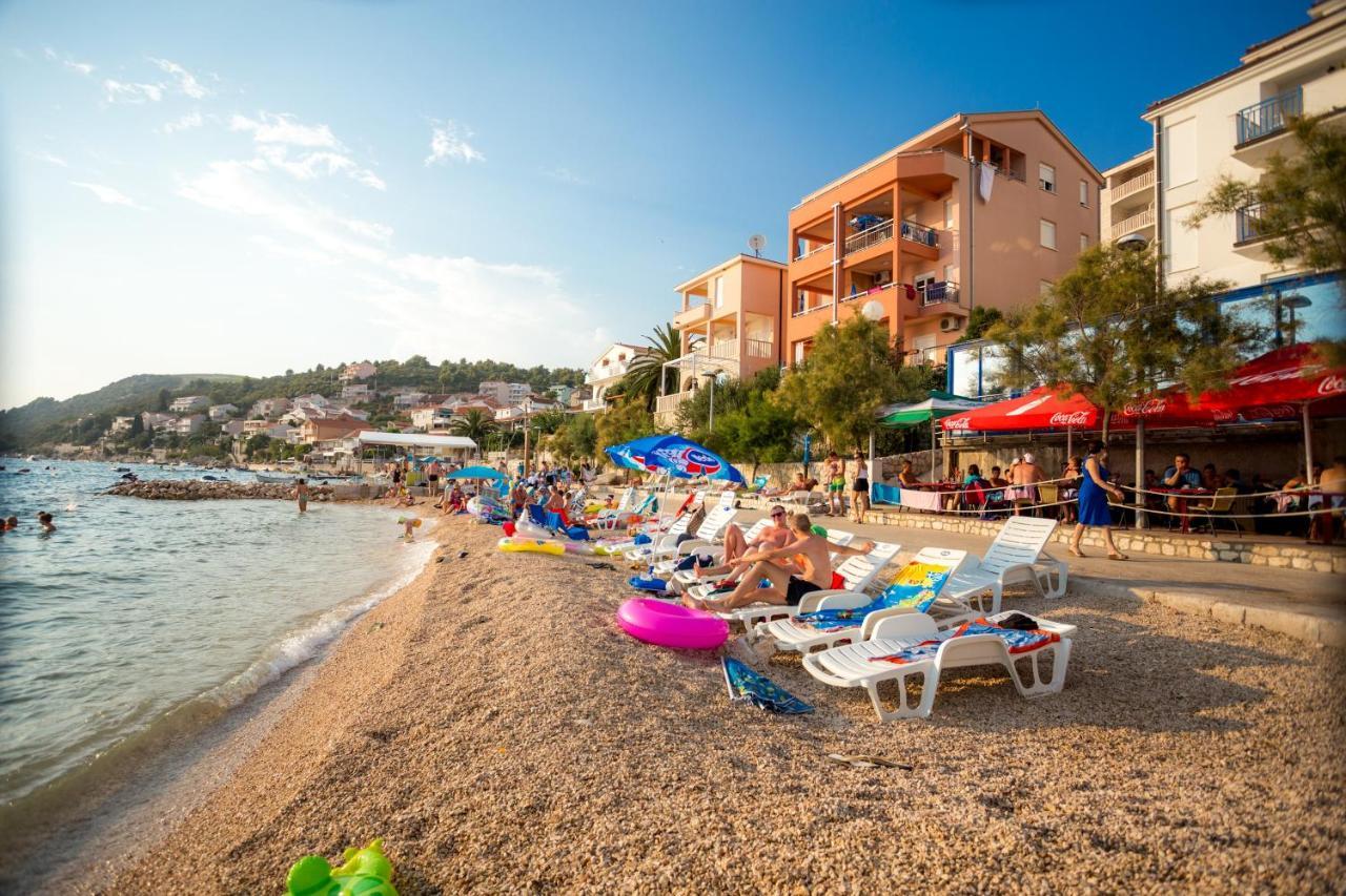 Holiday Home Комарна Екстериор снимка