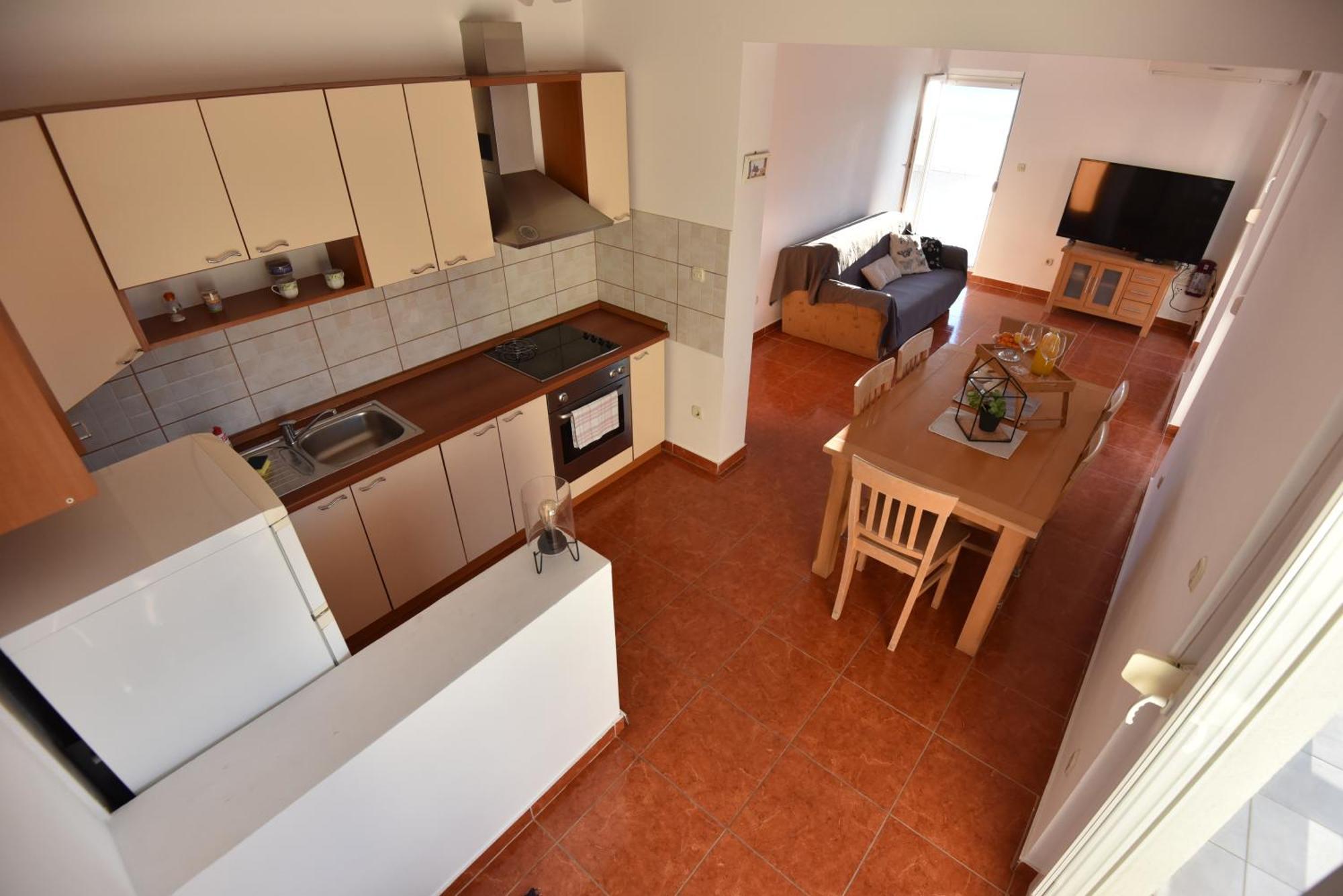 Holiday Home Комарна Екстериор снимка
